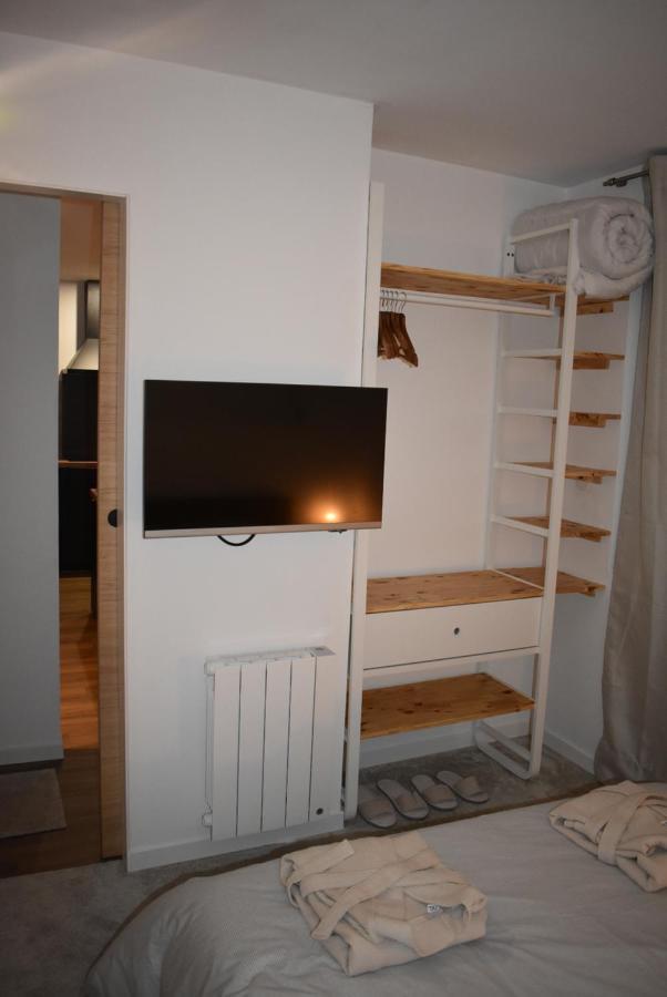 Le Duclos, Appartement Rez-De-Jardin Dinan Centre Bagian luar foto