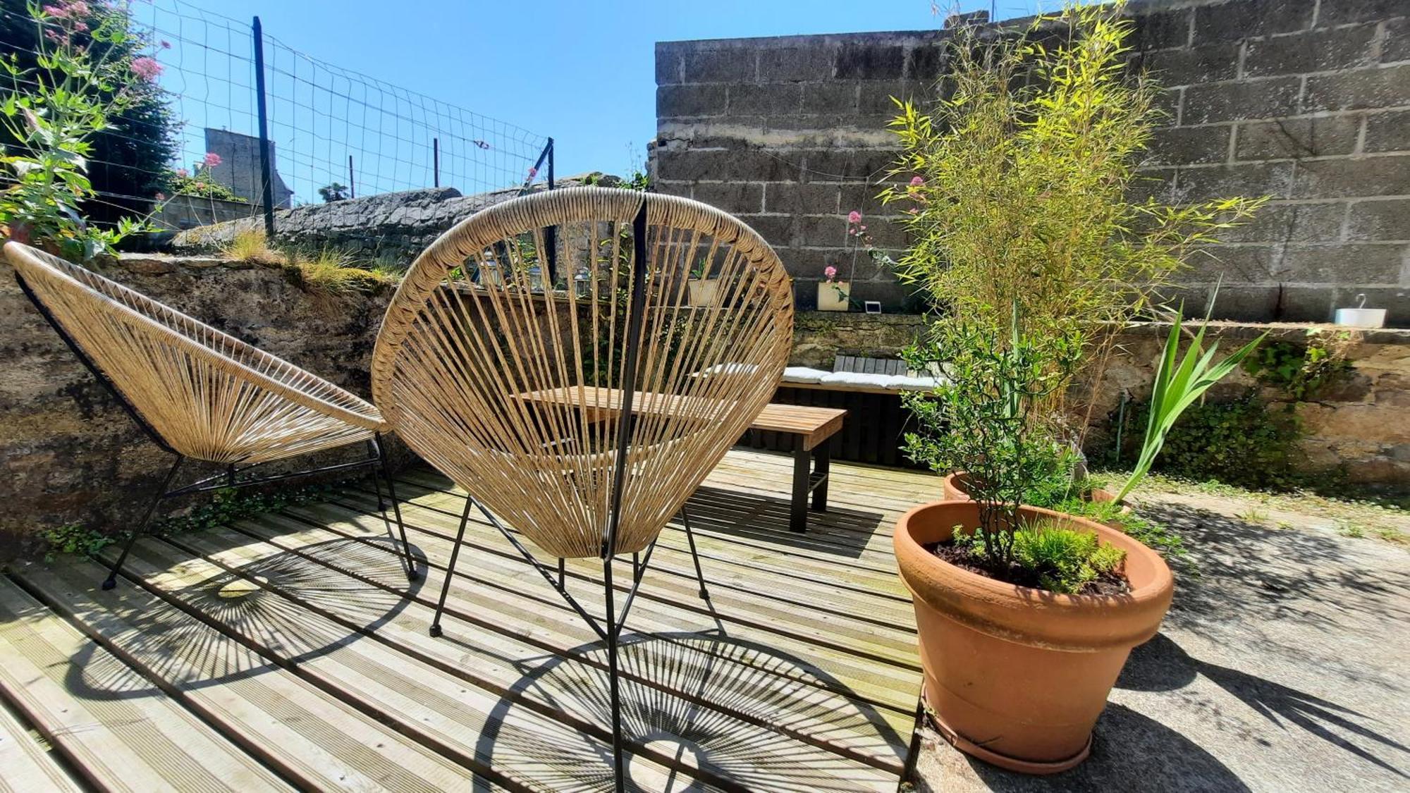 Le Duclos, Appartement Rez-De-Jardin Dinan Centre Bagian luar foto